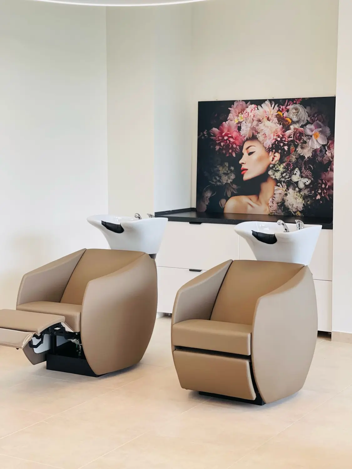 Salon Sunday Hairstudio